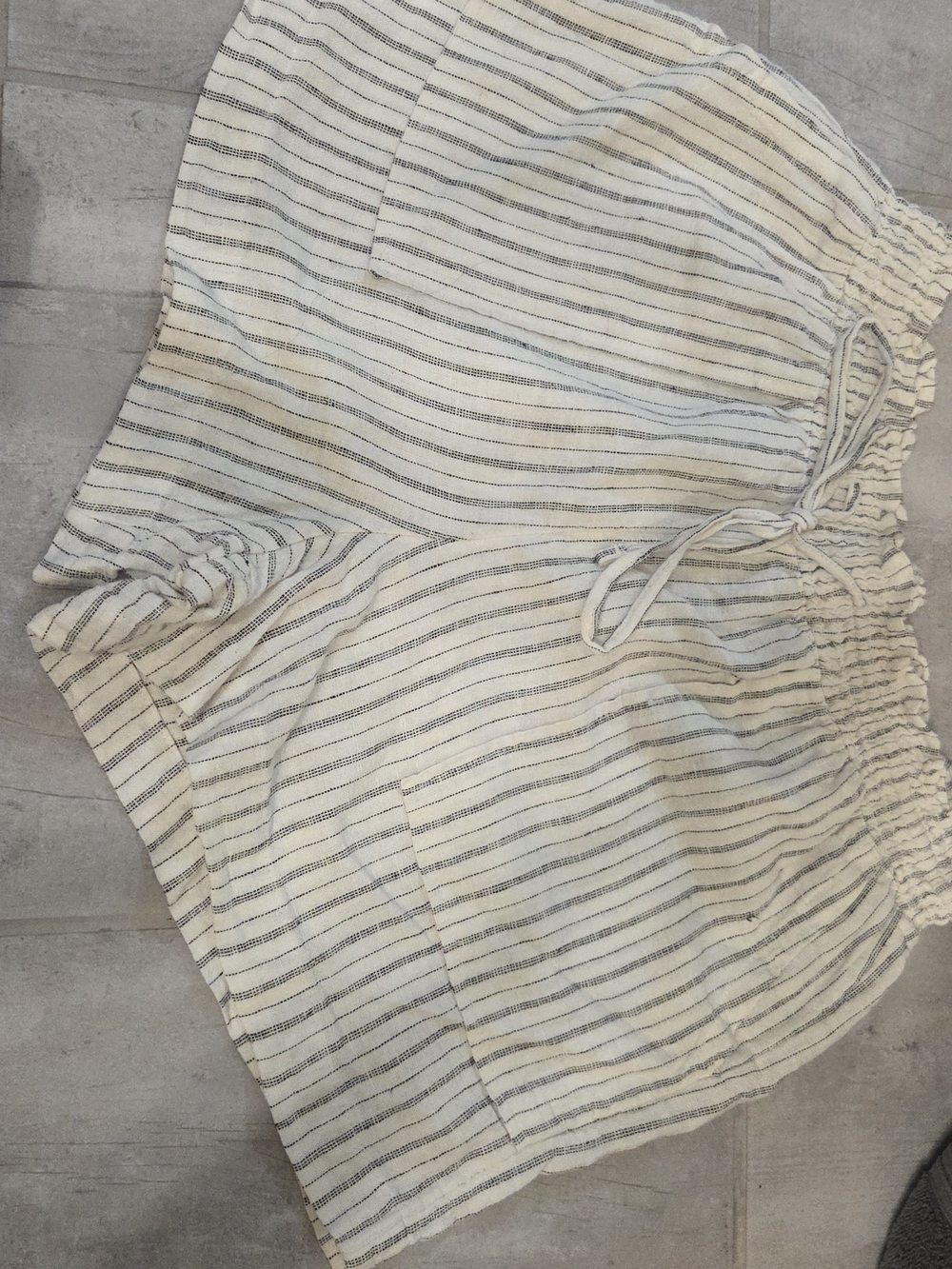 Time and Tru Cream and Black Striped High Waist Shorts Size Small